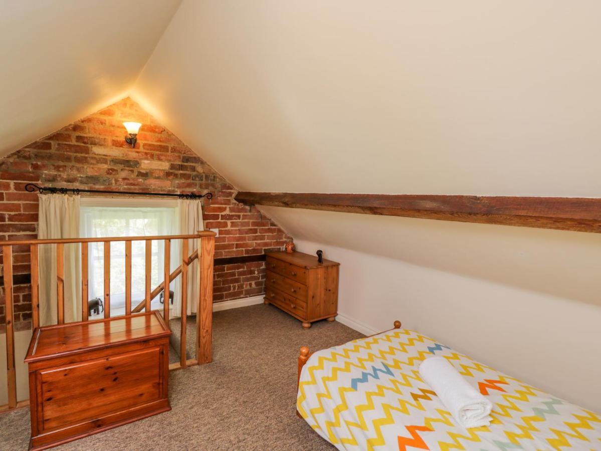 Parkfield Cottage Sturminster Marshall ภายนอก รูปภาพ