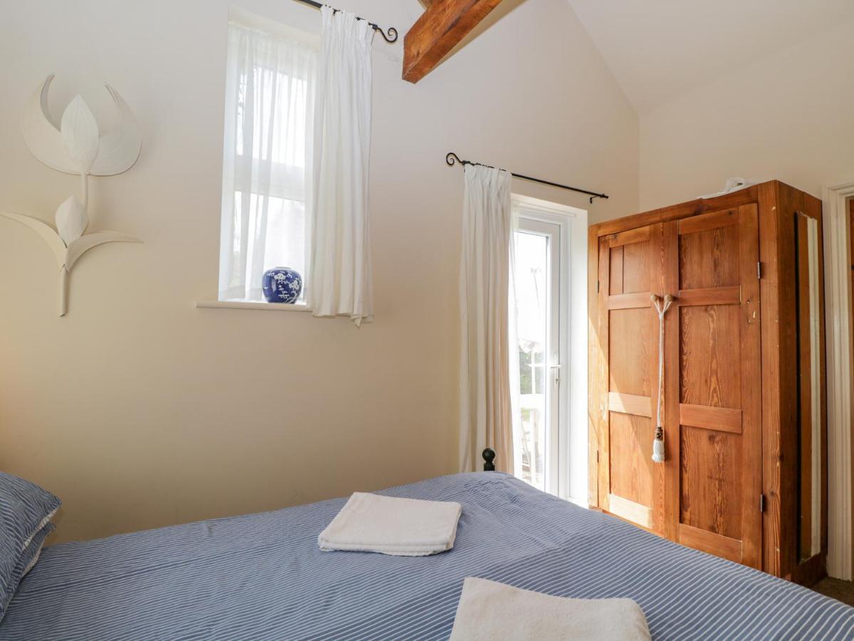 Parkfield Cottage Sturminster Marshall ภายนอก รูปภาพ