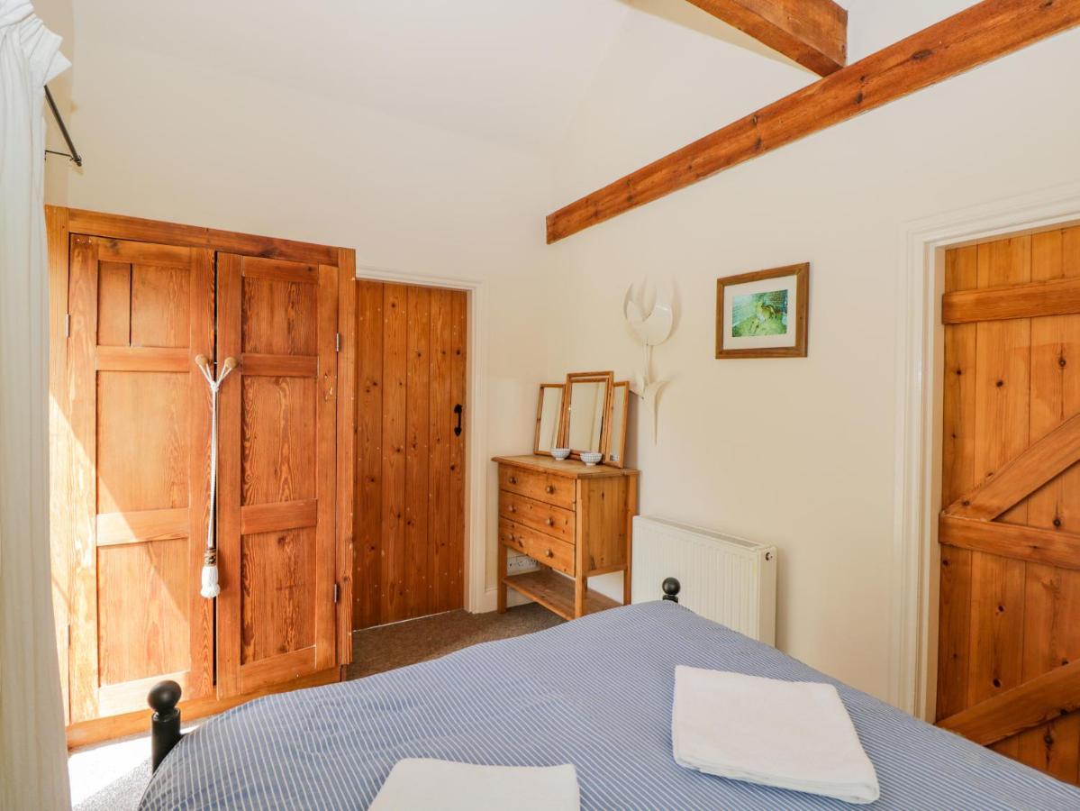Parkfield Cottage Sturminster Marshall ภายนอก รูปภาพ