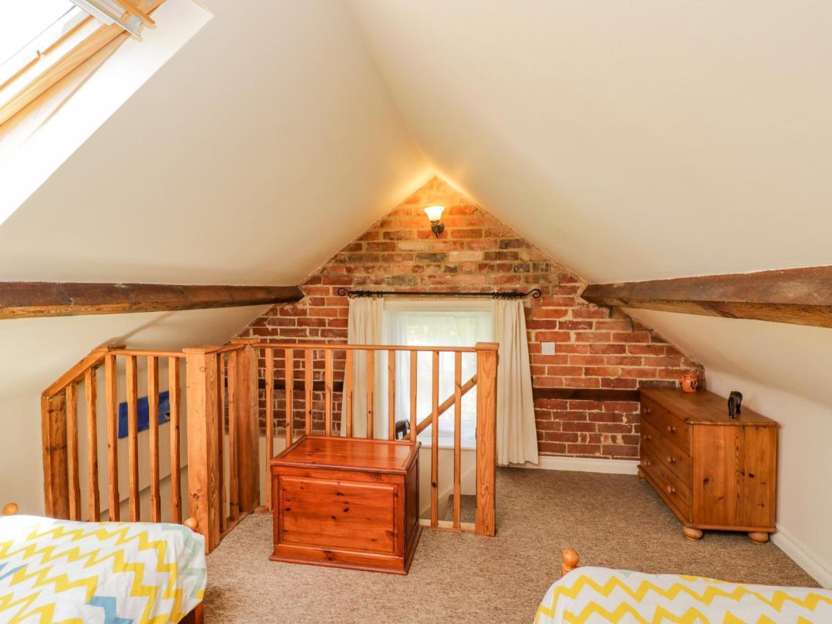 Parkfield Cottage Sturminster Marshall ภายนอก รูปภาพ