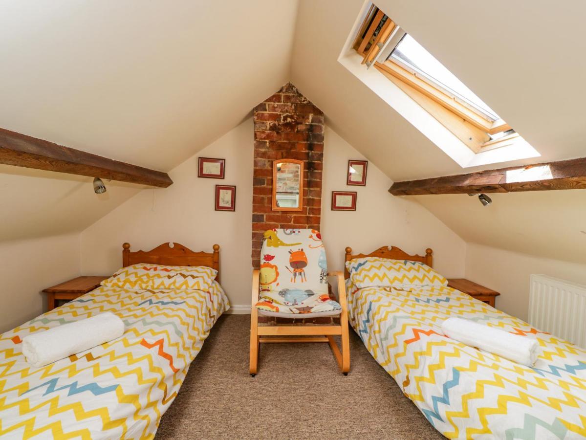 Parkfield Cottage Sturminster Marshall ภายนอก รูปภาพ